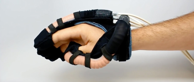 Soft_Inflatable_Hand_Exoskeleton Soft Robotic Hand, Harvard Bio Design Lab, 2014
