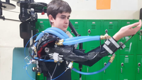 Sebastian Torres-Wilcken Pneumatic Exoskeleton