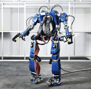 Giant Hyundai Wearable Robot / Exoskeleton, Hyundai Motor Group Blog, 2016