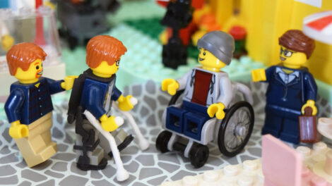 LEGO Minifigure Wheelchair and Exoskeleton